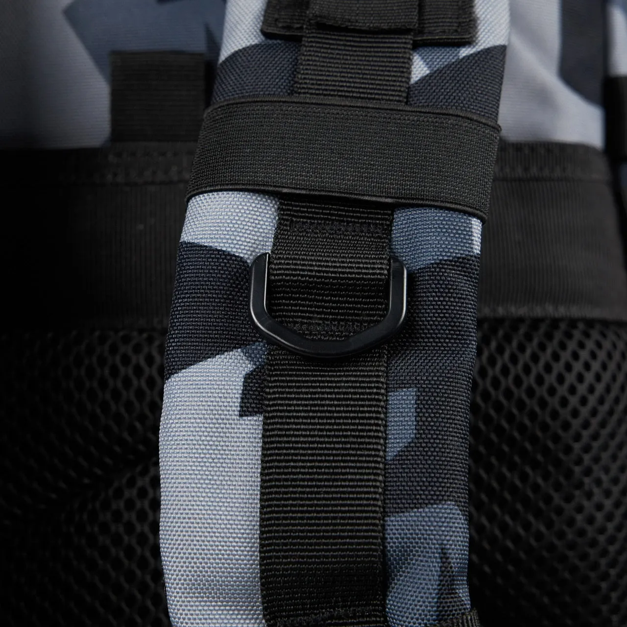 35L Backpack Splinter Camo Red