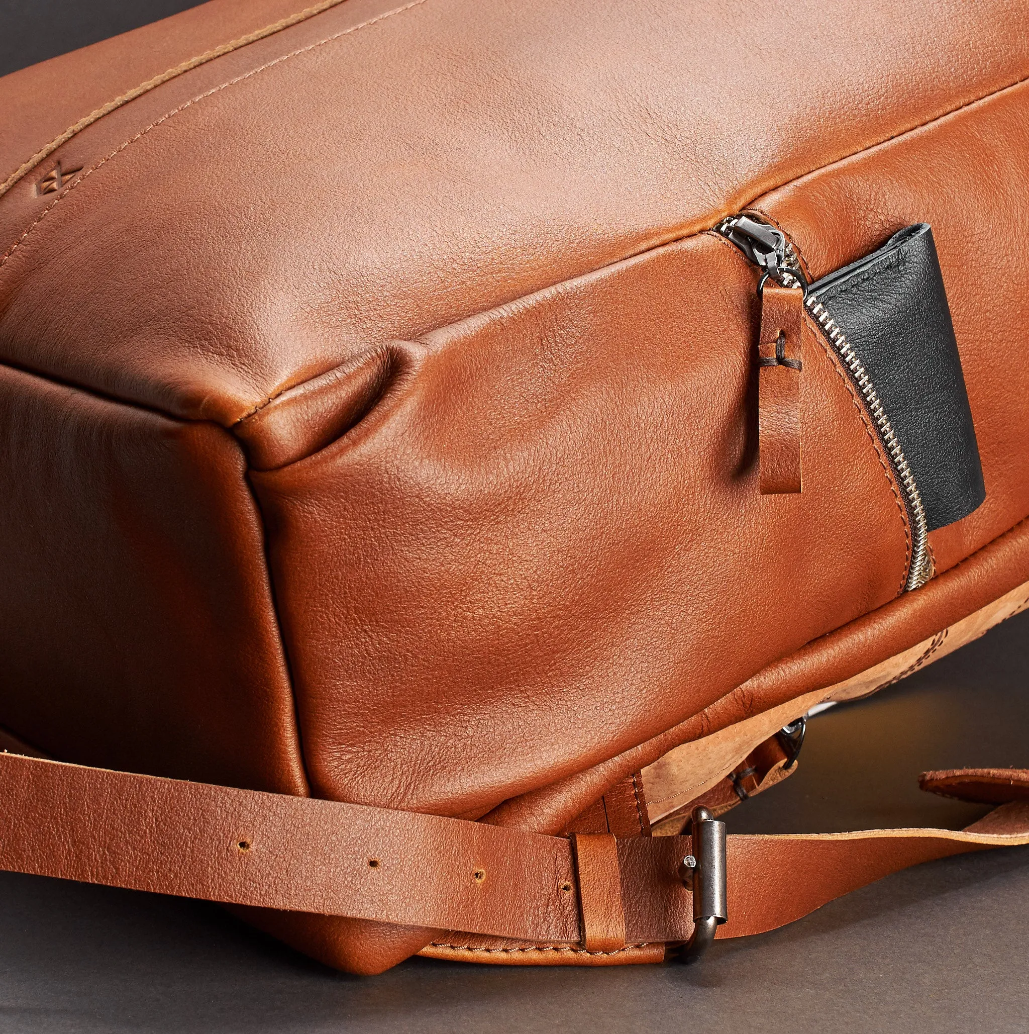 Banteng Backpack · Tan