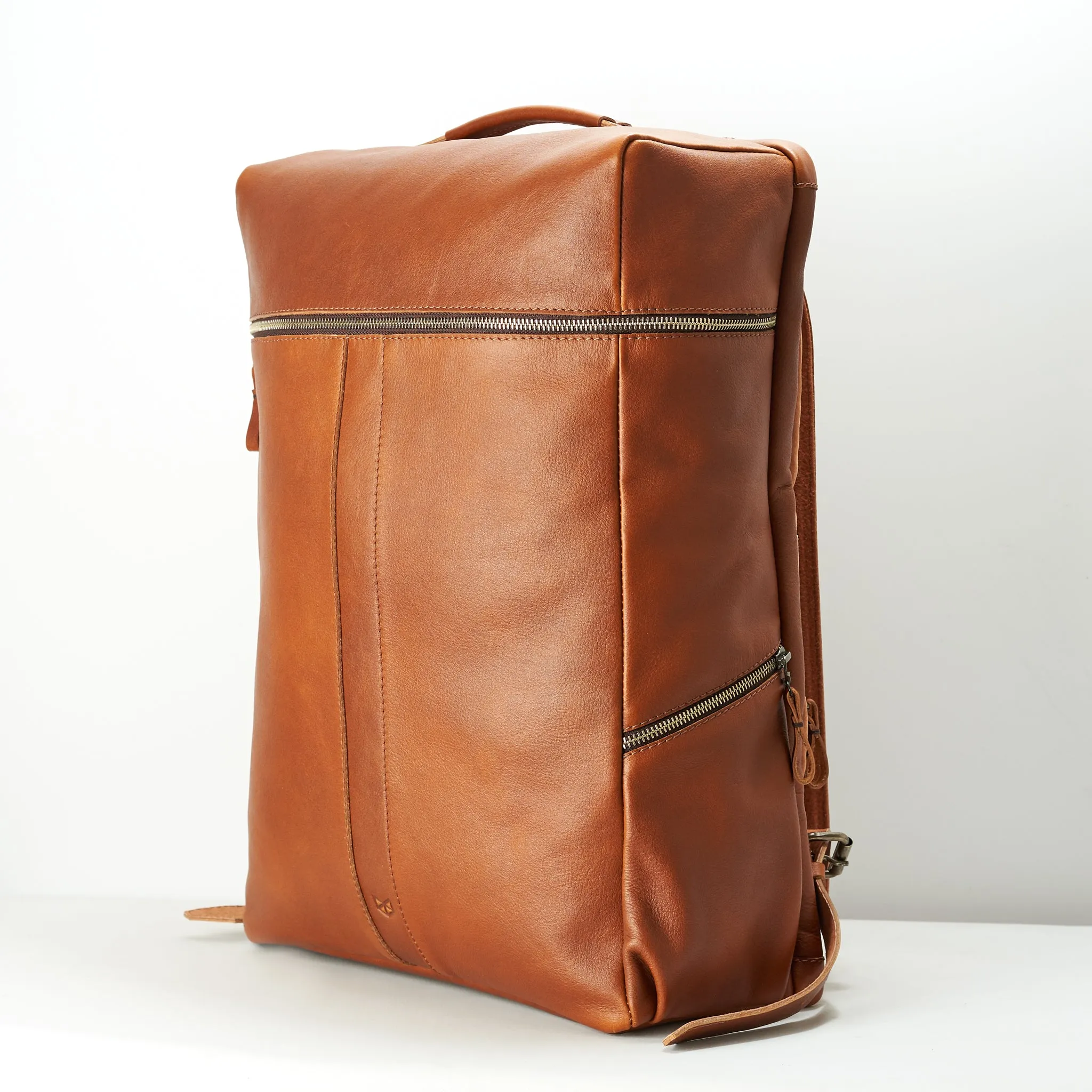 Banteng Backpack · Tan