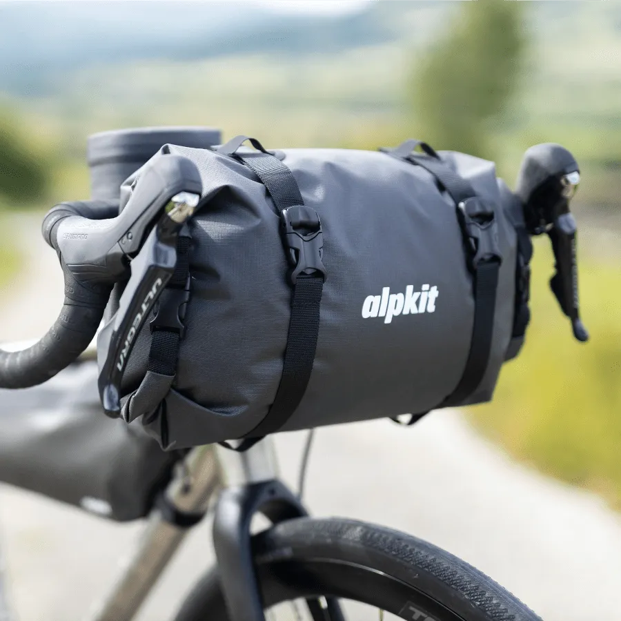 Deluge Handlebar Bag 13L