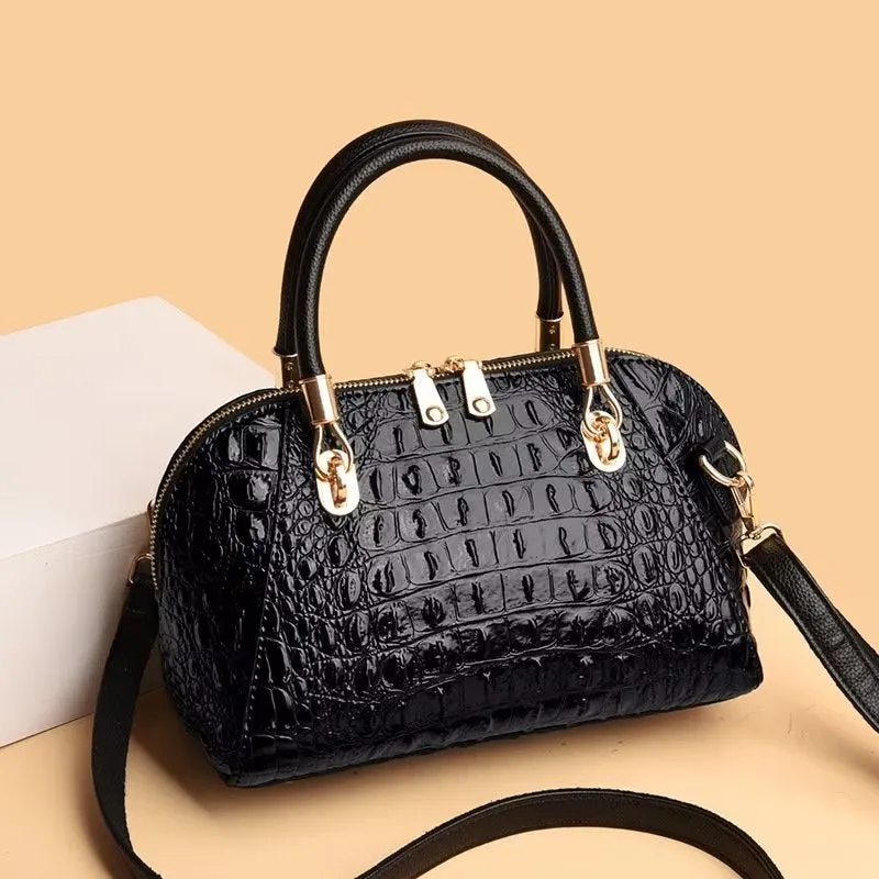 ElegantGator PU Casual Tote: Fashion meets functionality