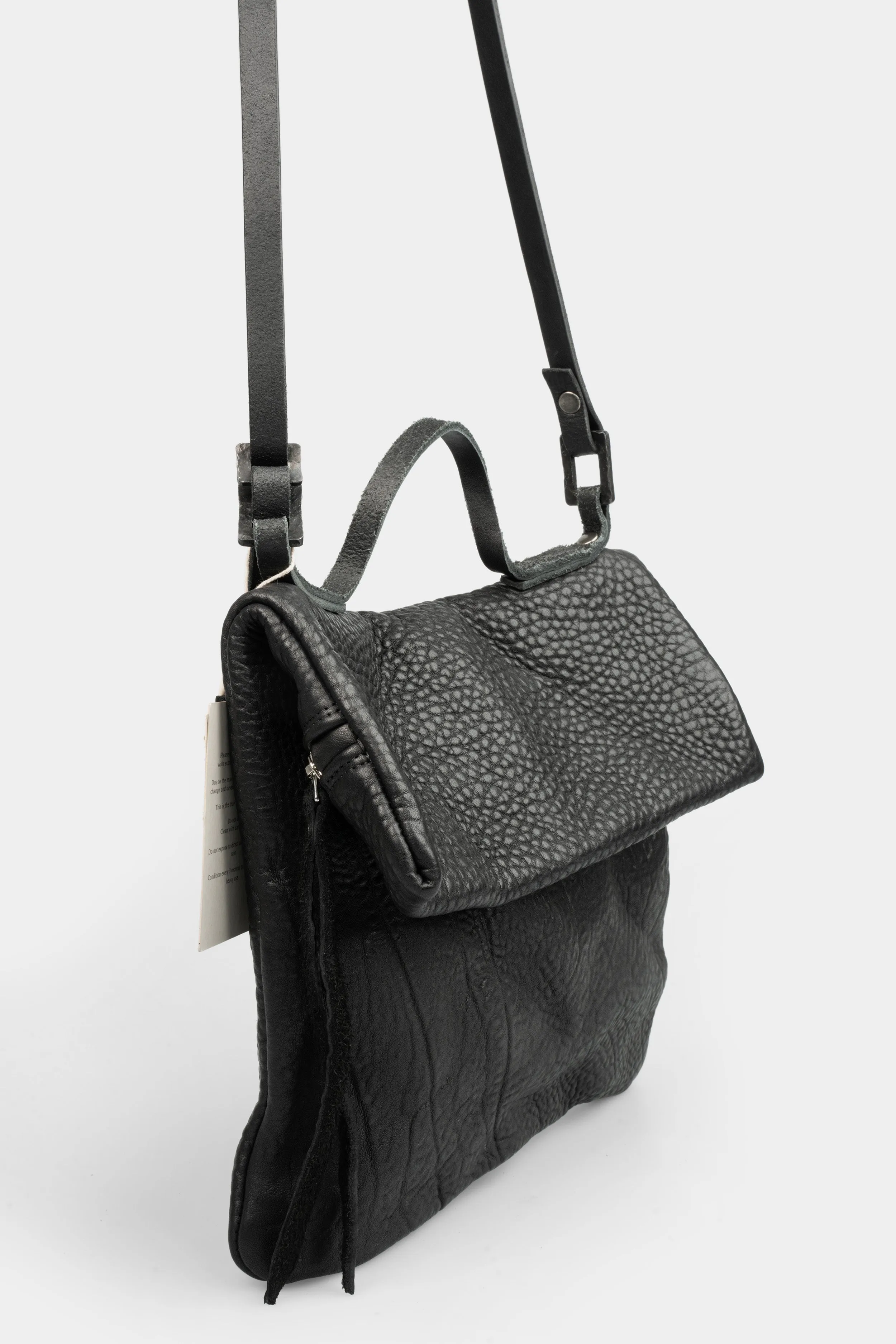 Folded messenger leather bag, Bull