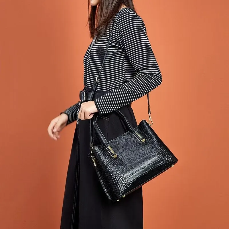 Luxury CrocGrain Zipper Shoulder Bag