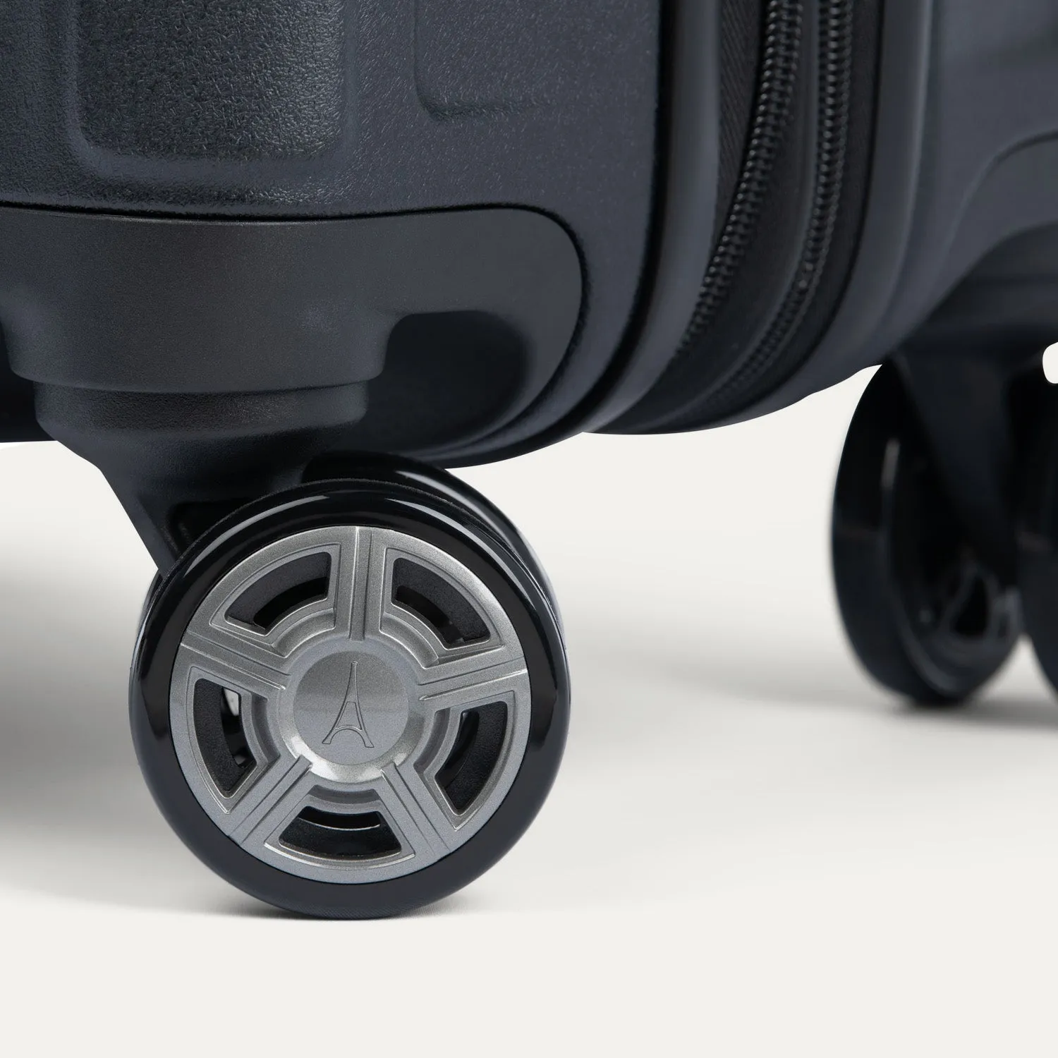 Platinum® Elite Compact Carry-On Hardside Spinner