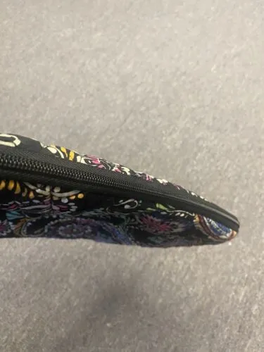 Preloved Vera Bradley - Laptop Sleeve - BANDANA SWIRL