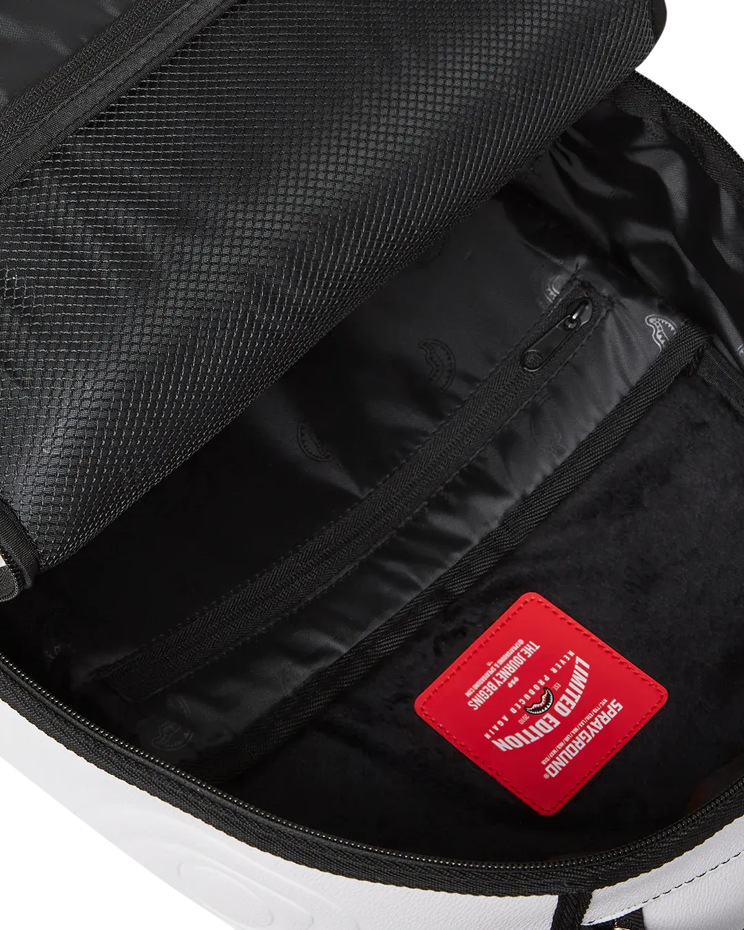 SPRAYGROUND Shark Spritz DLXSV Bookbag