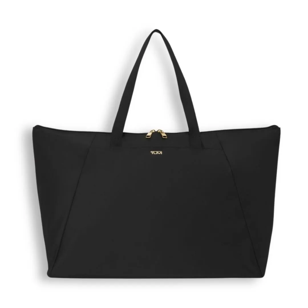 Urban Explorer's Kit: Tumi Tote   Apple MagSafe Battery