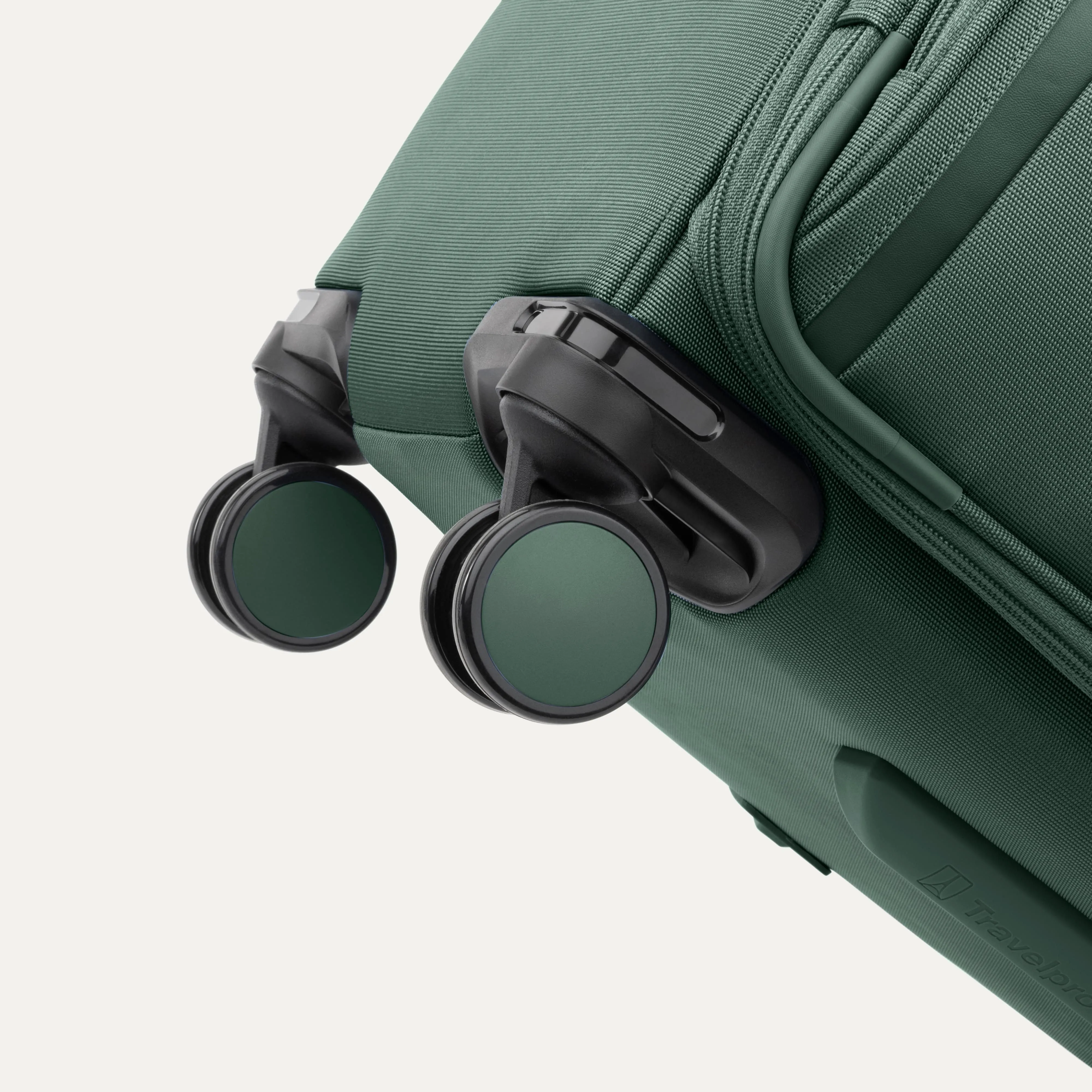 VersaPack®  Large Check-In Spinner