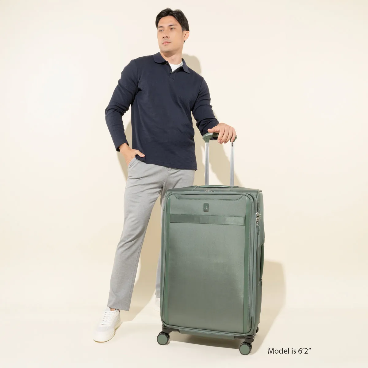 VersaPack®  Large Check-In Spinner